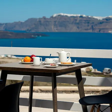 Pancratium Villas&suites Bed & Breakfast 3*