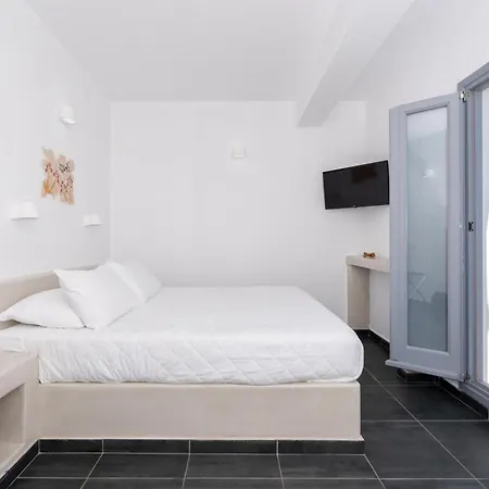 Pancratium & 3* Akrotiri (Santorini)